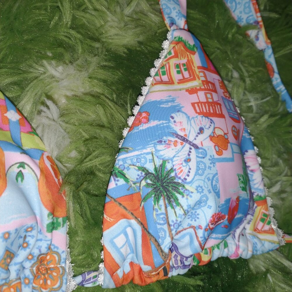 Tropical Scalloped Bikini Top